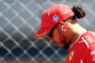 Lewis Hamilton aclaró el tema del contacto con Charles Leclerc en Monza.