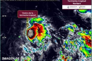 El centro de Norbert se localiza a mil 215 km al suroeste de Cabo San Lucas, Baja California Sur, con vientos máximos sostenidos de 65 kilómetros por hora.