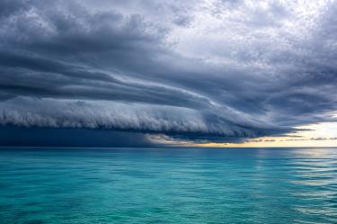 • El Sistema Meteorológico Nacional estima una probabilidad de 90% de que el fenómeno alcance una intensidad muy fuerte durante el otoño-invierno