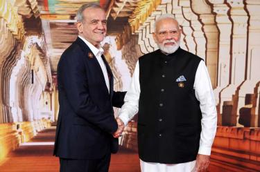 Masoud Pezeshkian, presidente de Irán y Narendra Modi, primer ministro de la India