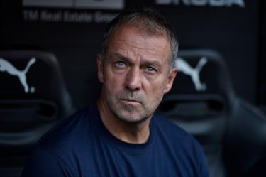 Hansi Flick, técnico del Barcelona, sabe que su equipo debe de pelear por todo
