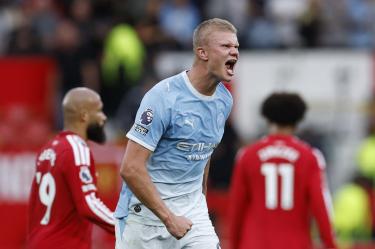 El Manchester City se llevó el Derbi con un gol de Haaland