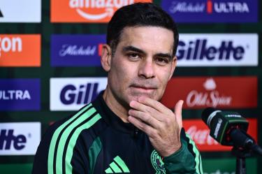 Será el debut de Rafa, en sustitución de Javier el "Vasco" Aguirre