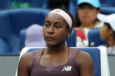 Coco Gauff se notó visiblemente afectada y quedó eliminada del China Open