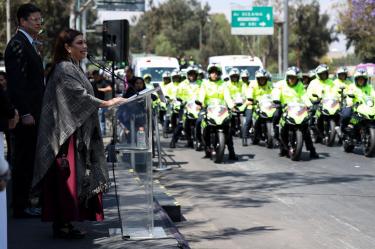 Brugada Molina informó que se encuentra pendiente del parte médico de los policías lesionados