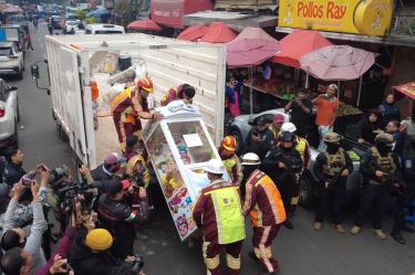 De manera simultánea, se realizó otro decomiso por el mismo motivo, en un local comercial ubicado en la calle Aranda