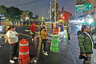 Bloqueos viales registrados en la Ciudad de México por integrantes del Sindicato del IMSS.