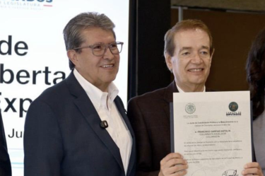 Ricardo Monreal despide a Francisco Garfias y reconoce su legado periodístico