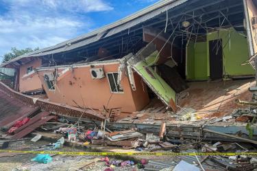 El sismo destruyó escuelas, hospitales, iglesias, edificios públicos, puentes y carreteras en el centro del país.