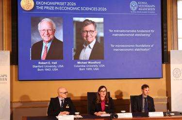 Nobel de Economía 2026: ¿Por qué ganaron Robert Hall y Michael Woodford este galardón?