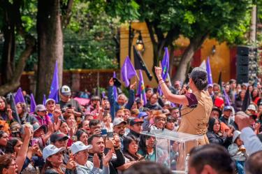 Gaby Osorio se reunió con representantes de 35 organizaciones sociales de Tlalpan.