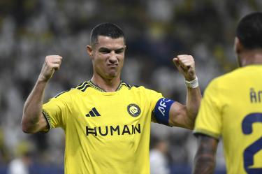 Cristiano Ronaldo celebra su gol en la Champions de Asia contra el Neftchi Fargona de Uzbekistán.