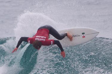 El surfista mexicano, Alan Cleland Jr, es acusado de un presunto abuso sexual contra una joven