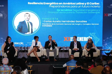 Carlos Aurelio Hernández González y otros especialistas participan en el foro Resiliencia Energética en América Latina y el Caribe, durante la XI Semana de la Energía, en octubre de 2026.