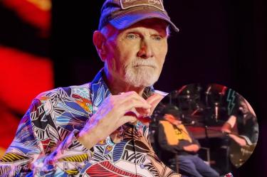 El integrante de The Beach Boys preocupó al aparecer en un concierto