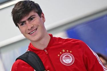 Armando "La Hormiga" González realizó el viaje a Marsella para el duelo de la Jornada 2 de la Europa League