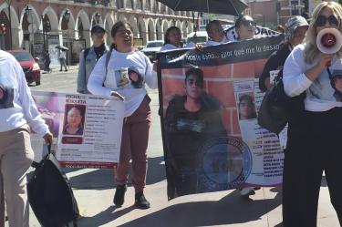 Las manifestantes señalaron que las jornadas actuales de localización son cortas e insuficientes, exigiendo diligencias más minuciosas y personalizadas.