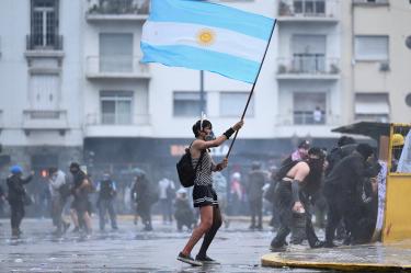 Se estima que 30 por ciento de los trabajadores universitarios perdieron