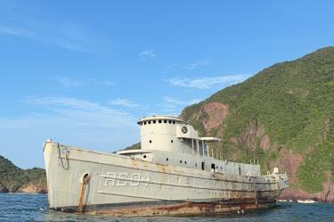 : El ex buque ARM “Cora” fue hundido frente a Punta Juluapan para integrarse al Sistema Arrecifal Artificial de Colima y convertirse en un nuevo hábitat para especies marinas.