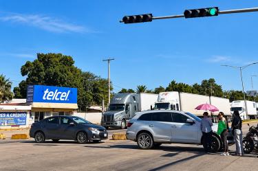 Familiares y amigos de José Alfredo Lizárraga Arredondo reportaron su desaparición desde el viernes; bloquearon la carretera México 15 para exigir que agilicen su búsqueda.