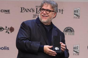 El director Guillermo del Toro recibió la medalla de la filmoteca UNAM en el marco del FICM. Foto: Elizabeth Velázquez
