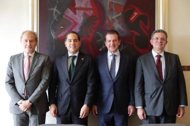 El presidente de la Cámara de Diputados, Raúl Bolaños-Cacho Cué, se reunió con directivos de la ABM para dialogar sobre la Ley de Economía Digital y crédito a pymes.