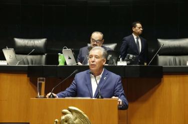 El senador panista, Miguel Márquez, plantea decenas de cambios para la nueva ley.