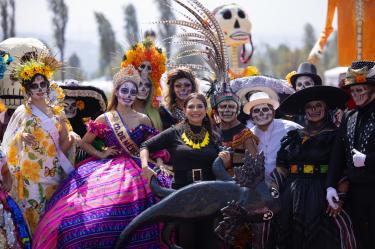 Desde San Luis Tlaxialtemalco, en la alcaldía de Xochimilco, Clara Brugada detalló que por los festejos del Día de Muertos, la CDMX prepara un gran conjunto de espacios culturales.
