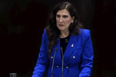 Kenia López, diputada federal del PAN, también advirtió sobre los riesgos de que las fiscalías actúen por consigna política y no con autonomía.