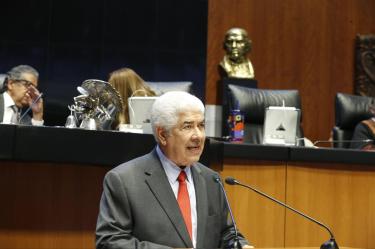 El pleno del Senado rechazó la propuesta de Francisco Ramírez Acuña para que no se cobren comisiones por estos pagos, pero la rechazaron