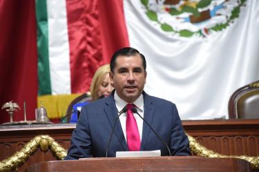 El diputado Sánchez destacó que la Constitución de la Ciudad de México establece la creación de un Instituto de Defensoría Pública autónomo, especializado e imparcial