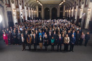 La presidenta Claudia Sheinbaum se reúne este miércoles con gobernadores de diversas entidades y el gabinete, para afinar la política de construcción de viviendas.