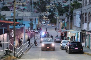 En las intervenciones policiales se realizó revisión preventiva a motocicletas y vehículos sospechosos