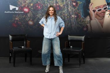 Joy Huerta de Jesse & Joy, durante la conferencia de prensa de la gira “¿Con quién se queda el reno?” (2026)