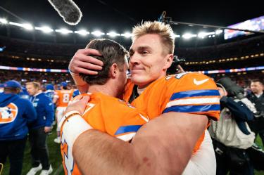 Bo Nix no ha alcanzado el nivel que tuvo hasta antes de sufrir la lesión en el tobillo en la pasada final de la Conferencia Americana.