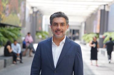 El líder ecologista local, Jesús Sesma Suárez, enfatizó que "ninguna persona debe ser tratada como mercancía"