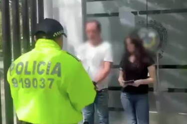 Autoridades de Colombia y Estados Unidos capturaron en Barranquilla a dos mexicanos acusados de actuar como enlaces entre el CJNG y el Clan del Golfo.