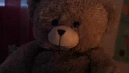 El comercial protagonizado por un oso de peluche ha conmovido a varias personas