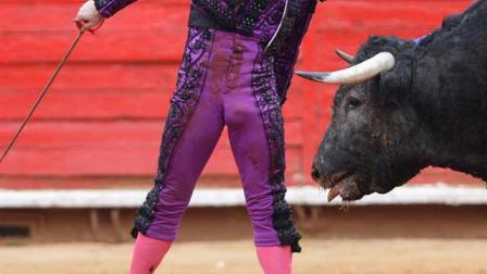 El ibérico ganó el mano a mano a Silveti. (EFE)