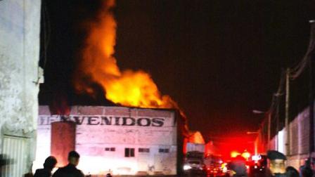 La probable causa del incendio pudo haber sido un corto circuito. Foto Rodrigo Alarcón