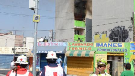 Se registró un incendio en un edificio de la colonia Obrera.