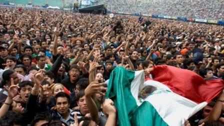 En 2000 se logró conseguir presupuesto y patrocinadores, realizando la segunda edición el 11 y 12 de noviembre. (Especial)