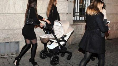 Antonella Rocuzzo fue captada en las calles de Barcelona (Foto tomada de @LeoMssifanclub)