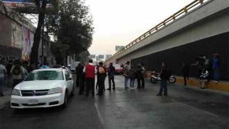 La circulación de Circuito Interior se mantuvo cerrada para retirar el cadáver.