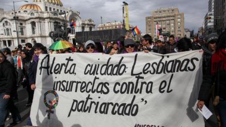 Durante la Sexta Marcha Lésbica, se realizó con el objetico de luchar por hacer visibles a las mujeres y que haya una vida libre de violencia para ellas. Foto Cuartoscuro