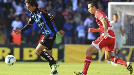 Con los espacios abiertos, Querétaro fue más peligroso y estuvo cerca del segundo gol (Mexsport)