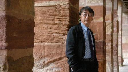 A lo largo de su carrera, Toyo Ito ha sido capaz de producir una obra que combina la innovación conceptual con edificios magníficamente ejecutados. 
