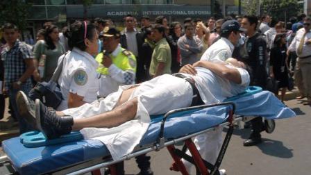 Entre los cinco lesionados por la camioneta  gris tipo Pathfinder con placas NJZ1811, se encuentran una menor de edad y un adulto mayor