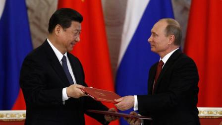 El jefe de Estado chino, quien llegó acompañado por su esposa y una gran comitiva entre funcionarios y empresarios, también se reunirá con el primer ministro, Dmitri Medvedev y con otros líderes rusos