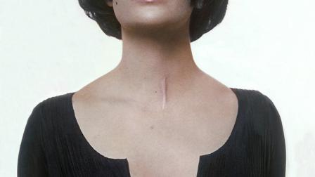 “Mi madre solía decir que no abrí los ojos hasta ocho días después de haber nacido, pero ni bien lo hice, lo primero que vi fue un anillo de compromiso. Y quedé atrapada.”